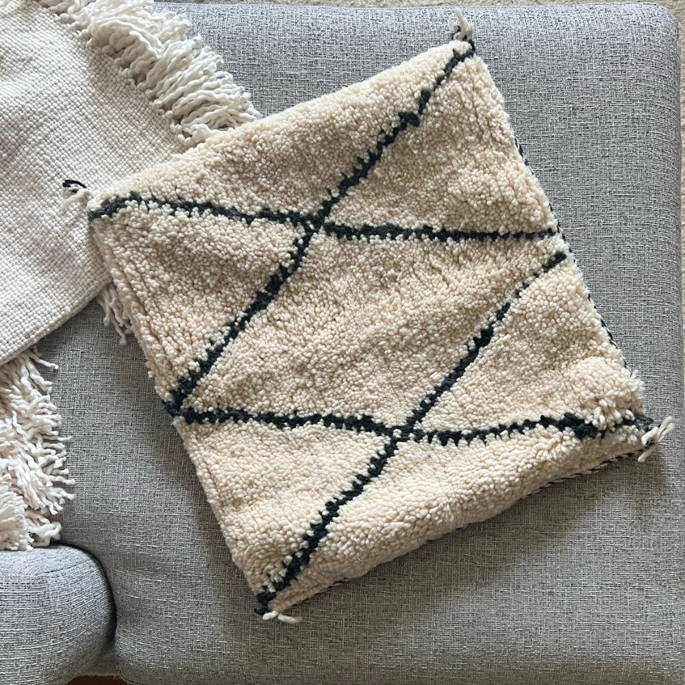 Vintage wool moroccan pillow cover